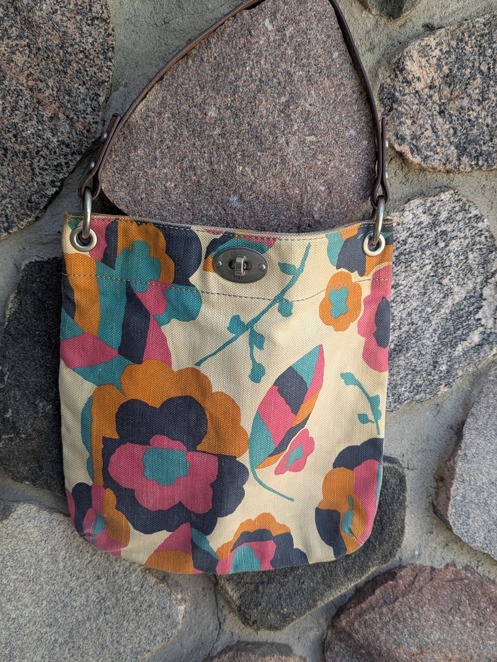 Fossil Floral Canvas Shoulder Bag in Cream, Boho, Leather Strap